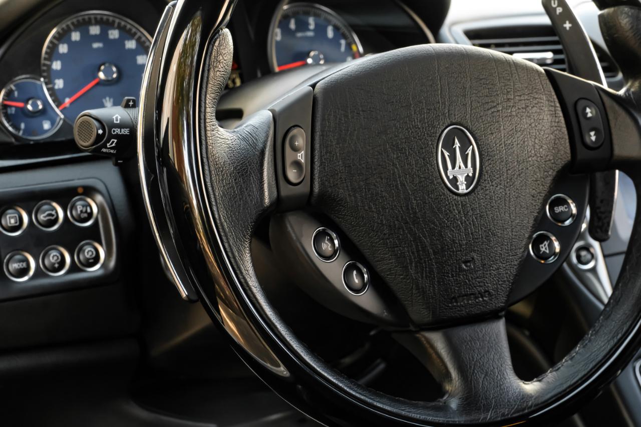 Maserati Granturismo photo 30