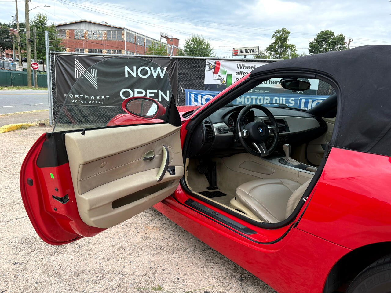 BMW Z4 3.0i 2004 BMW Z4 3.0i 2004