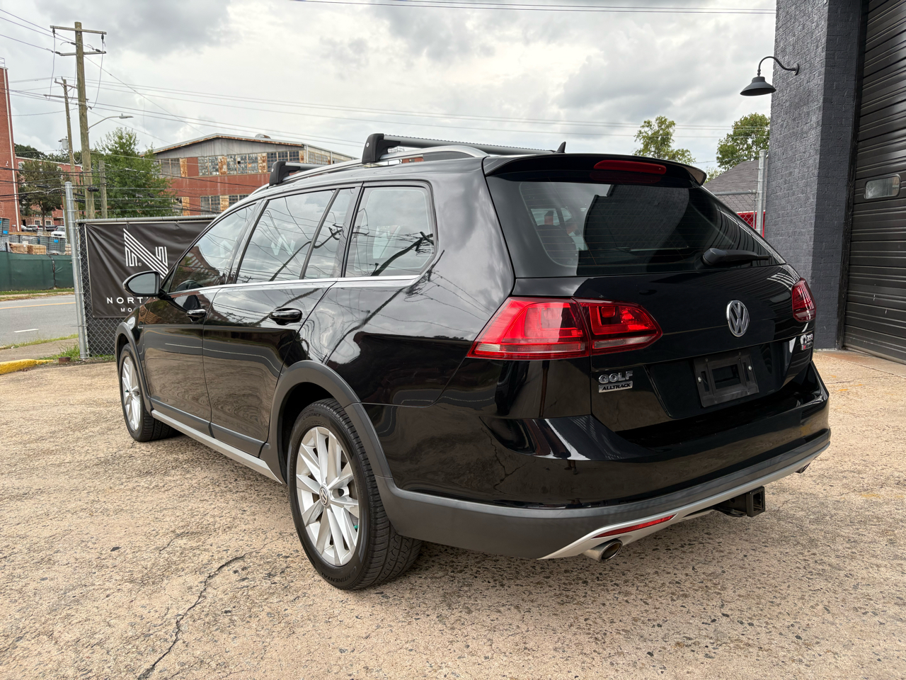 Volkswagen Golf Alltrack TSI S 6A 2017 Volkswagen Golf Alltrack TSI S 6A 2017