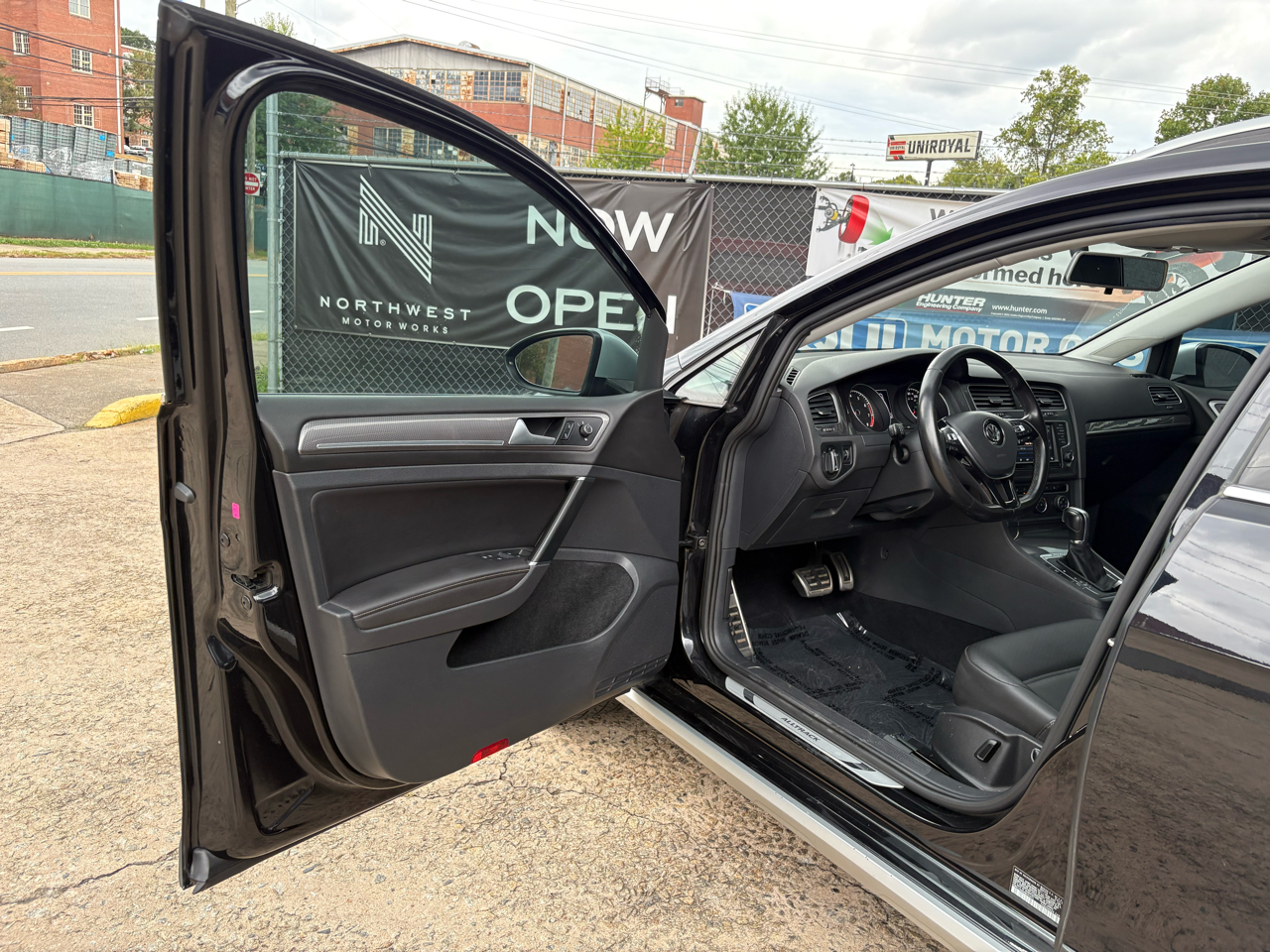 Volkswagen Golf Alltrack TSI S 6A 2017 Volkswagen Golf Alltrack TSI S 6A 2017