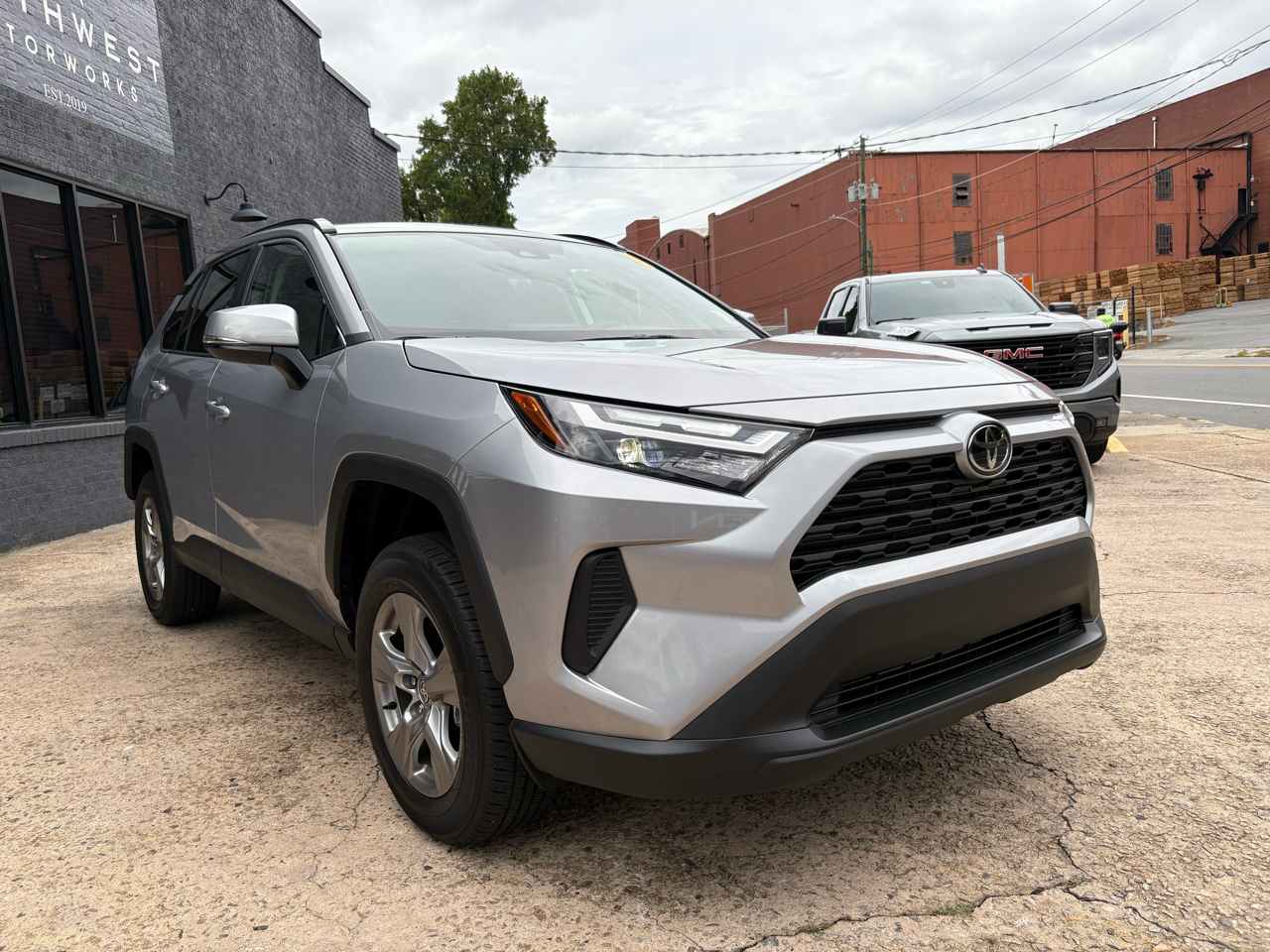 Toyota RAV4 XLE 2025 Toyota RAV4 XLE 2025