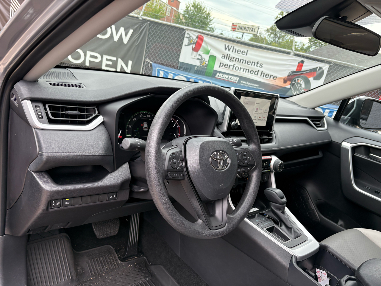 Toyota RAV4 XLE 2025 Toyota RAV4 XLE 2025