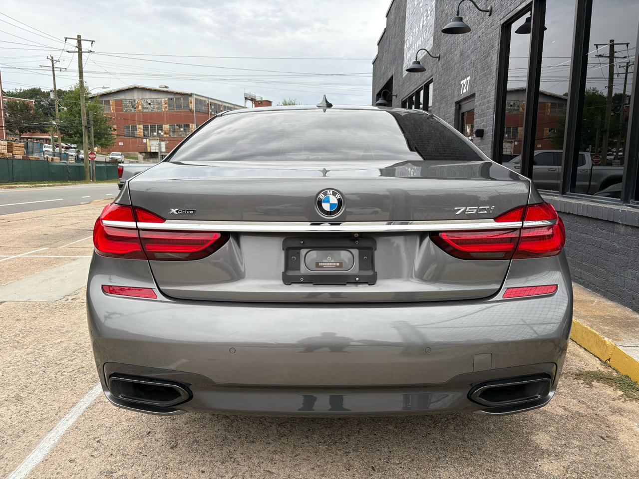 BMW 7-Series 750i xDrive 2017 BMW 7-Series 750i xDrive 2017