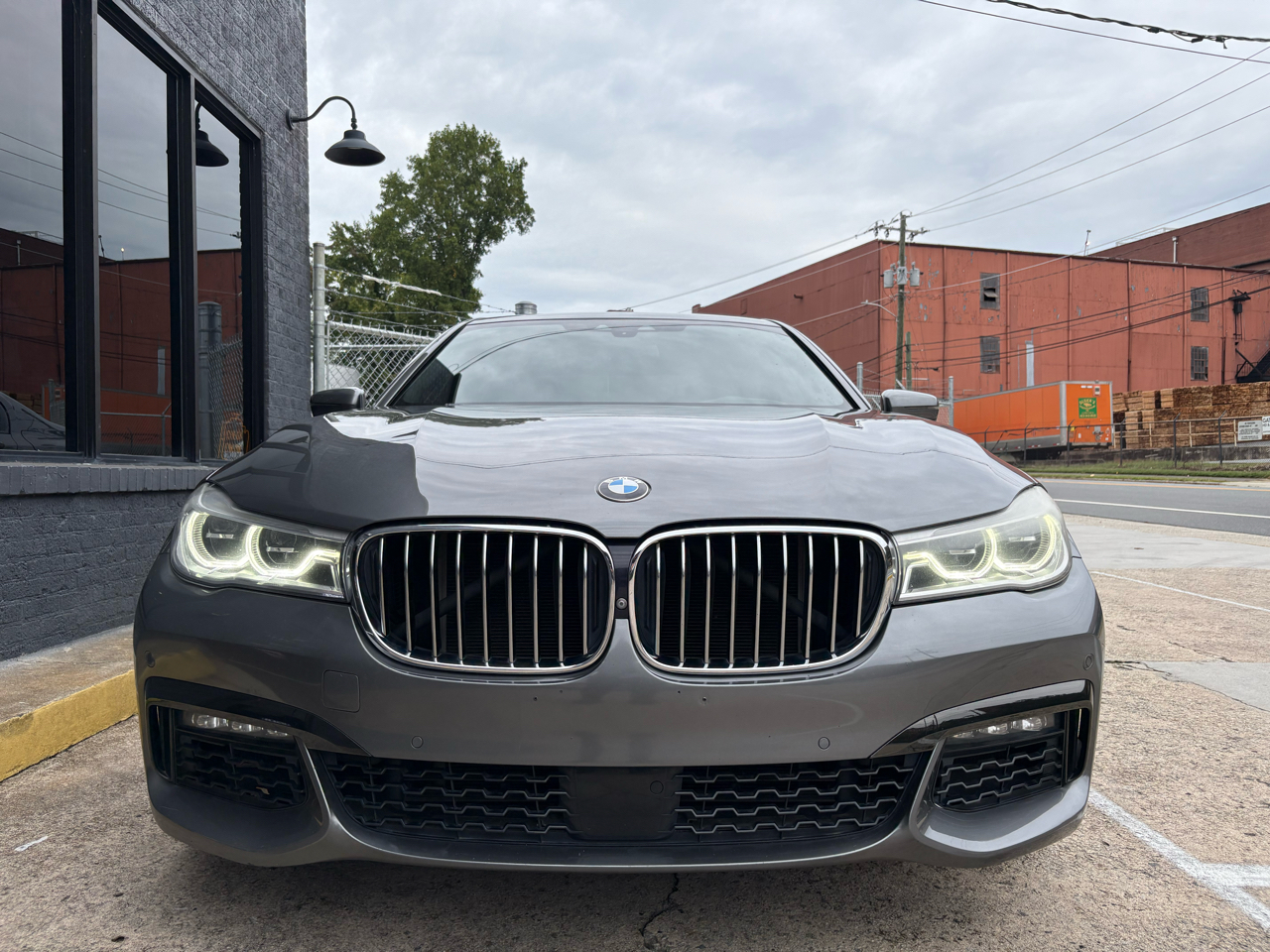 BMW 7-Series 750i xDrive 2017 BMW 7-Series 750i xDrive 2017
