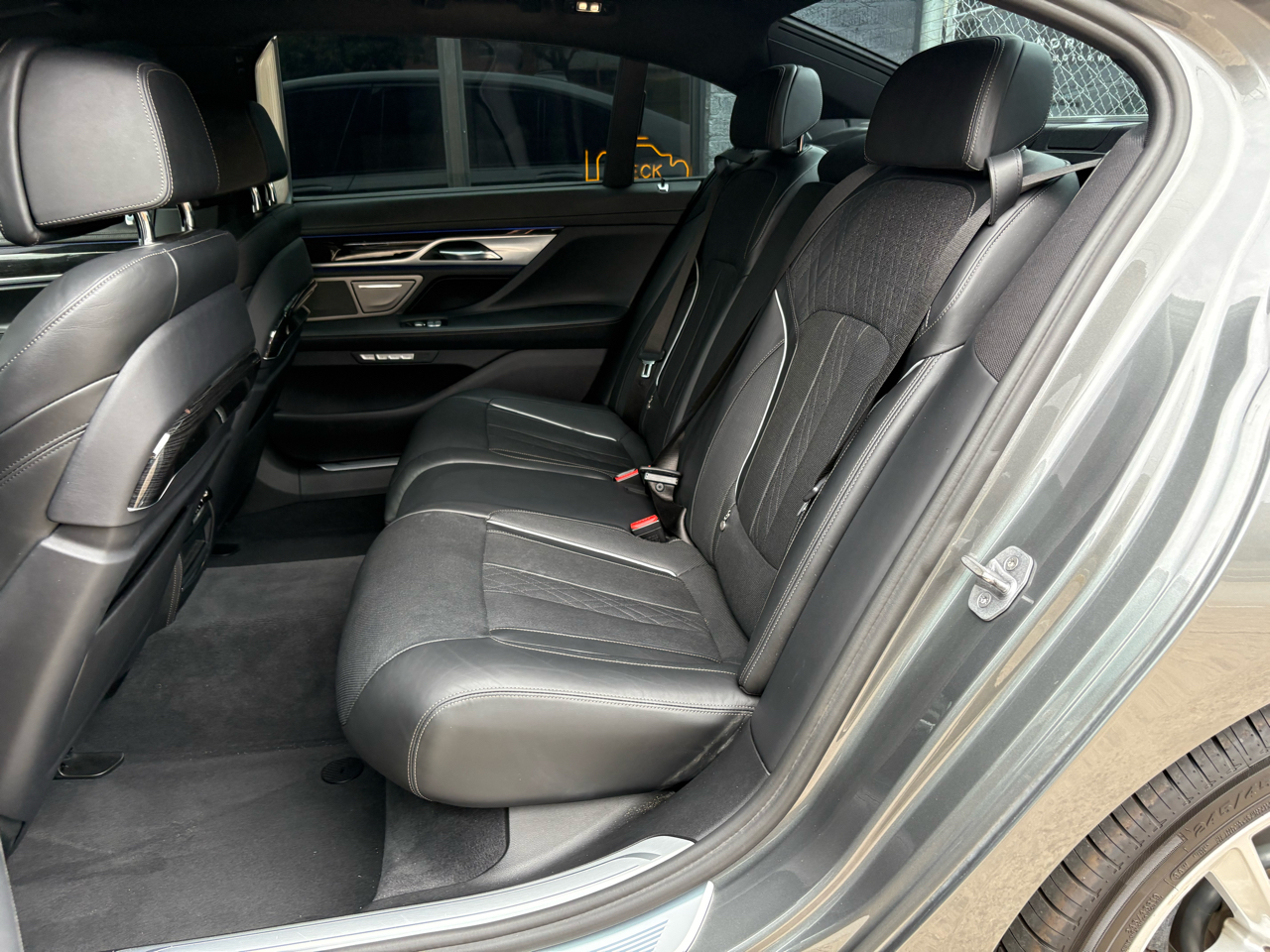 BMW 7-Series 750i xDrive 2017 BMW 7-Series 750i xDrive 2017