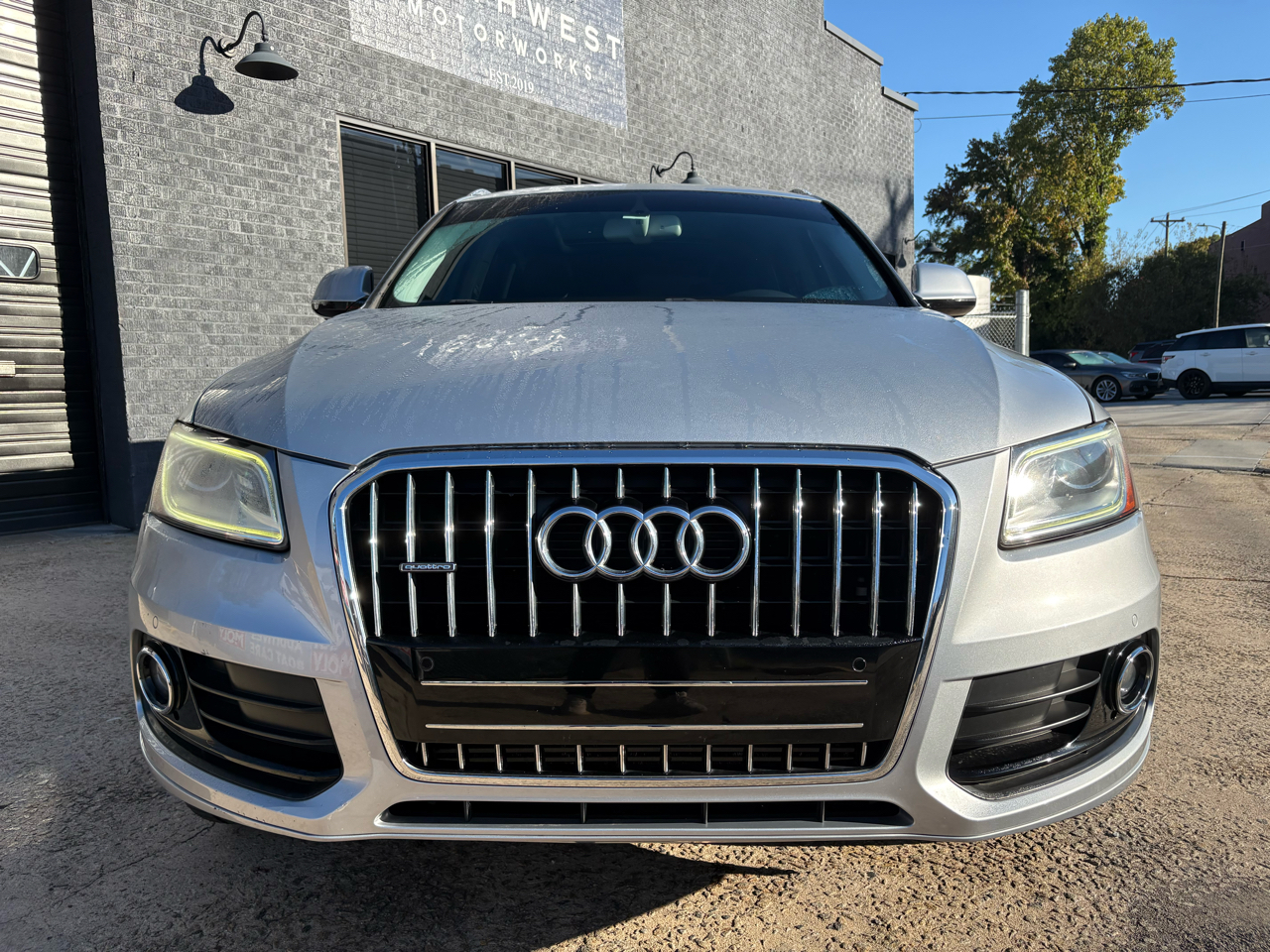 Audi Q5 2.0T Premium Plus quattro 2016 Audi Q5 2.0T Premium Plus quattro 2016
