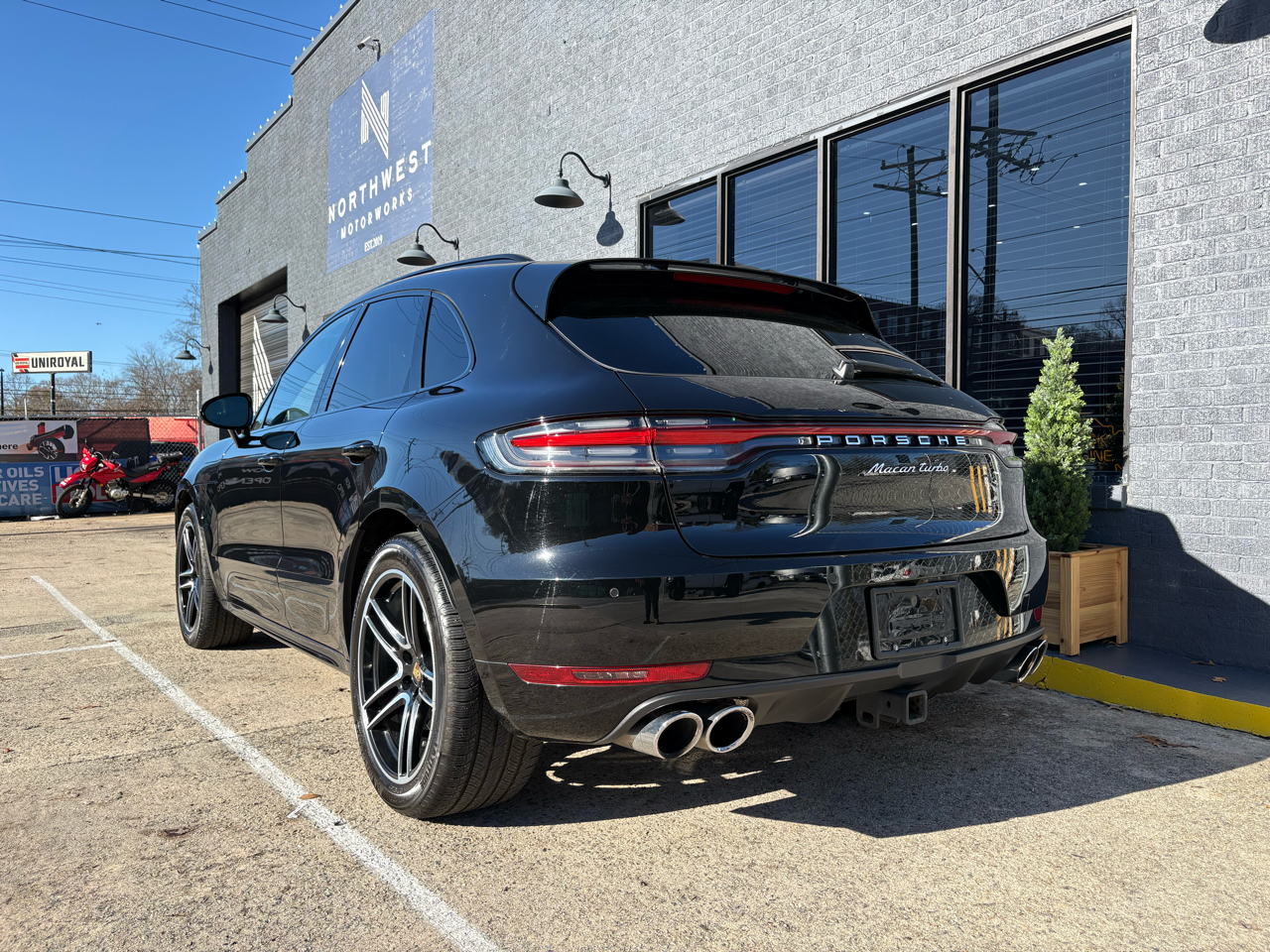 Porsche Macan Turbo 2020