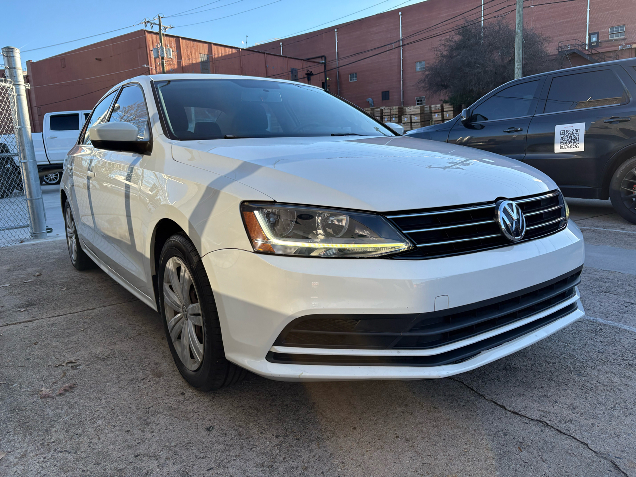 Volkswagen Jetta 1.4T S 6A 2017