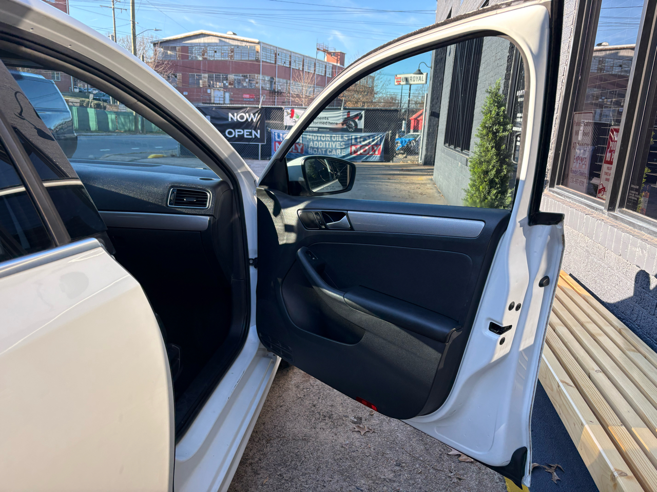 Volkswagen Jetta 1.4T S 6A 2017