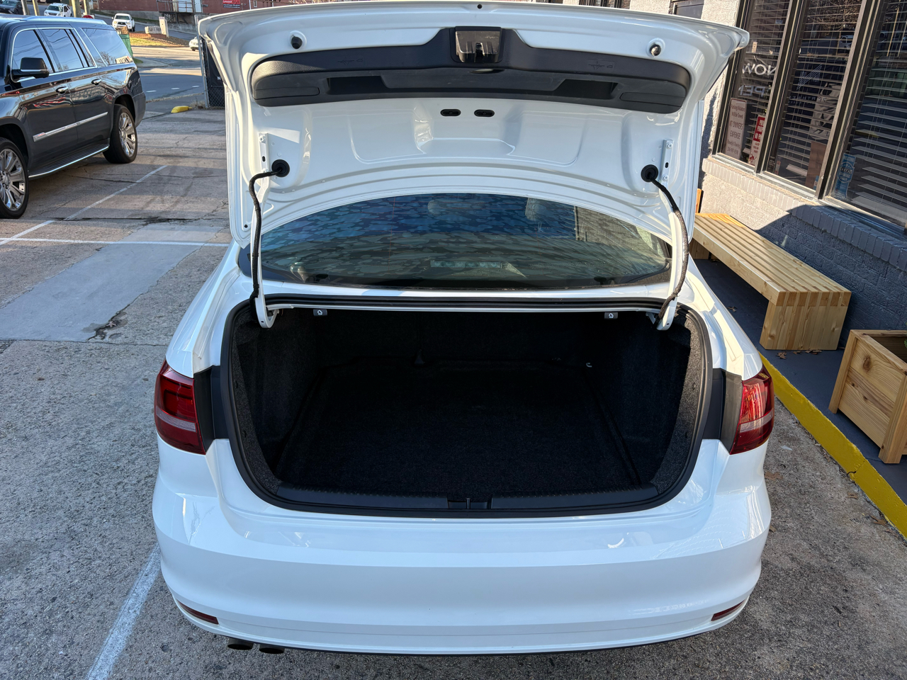 Volkswagen Jetta 1.4T S 6A 2017