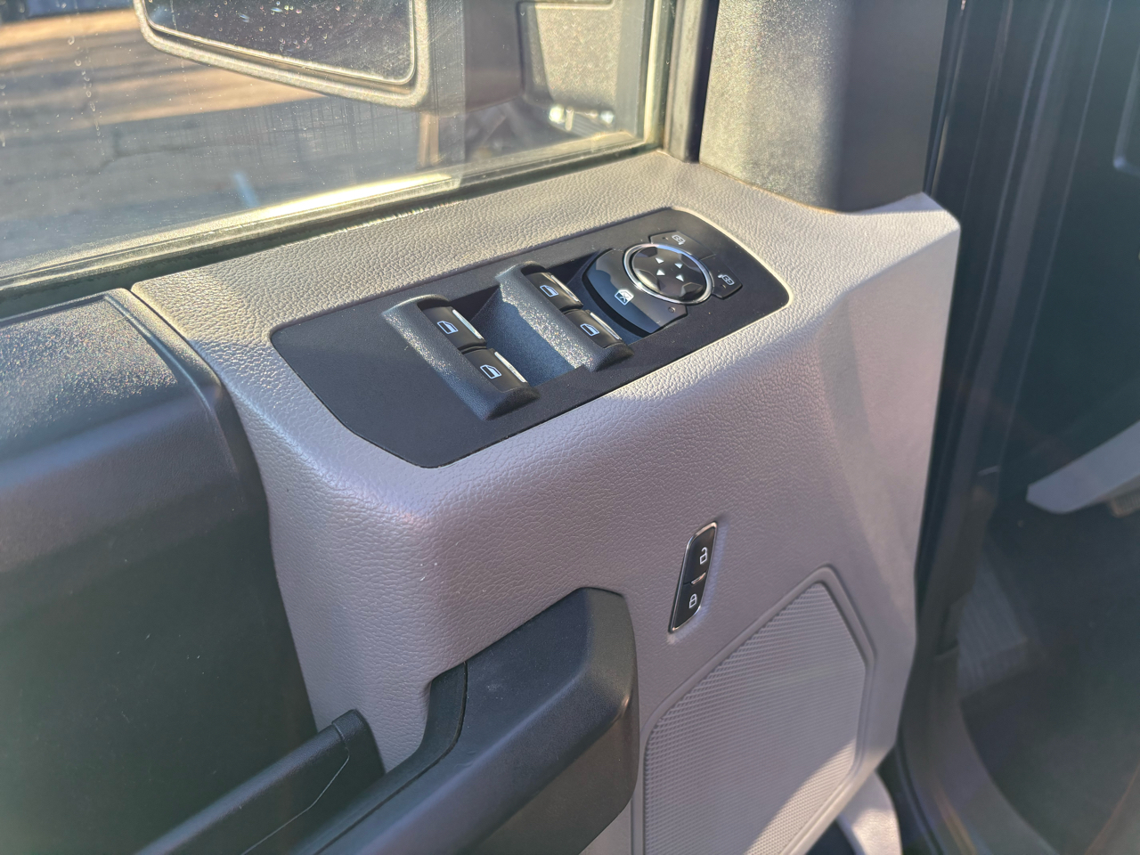 Ford F-150 2WD Supercab 133" XLT 2020