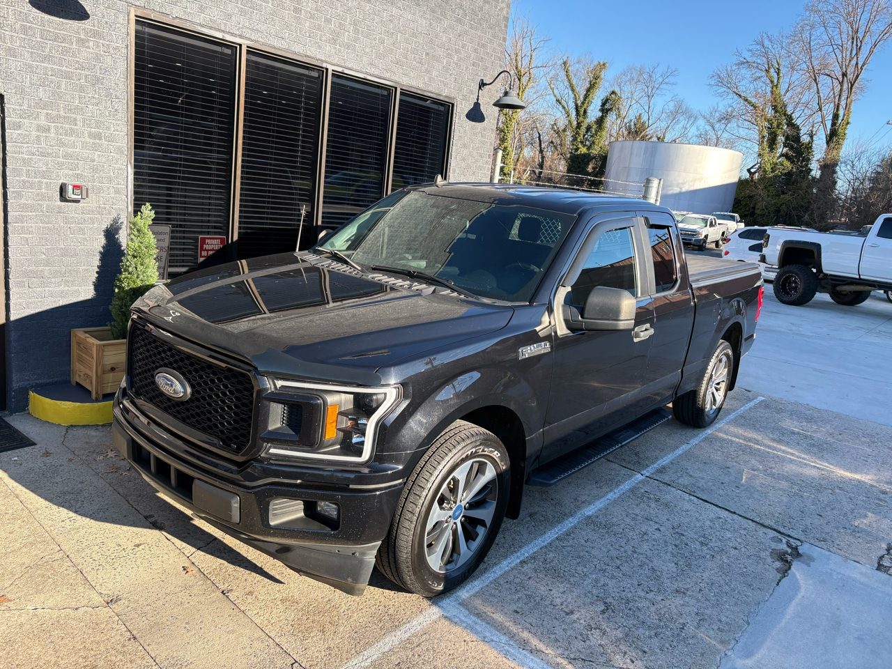 Ford F-150 2WD SuperCrew 150" XLT 2020