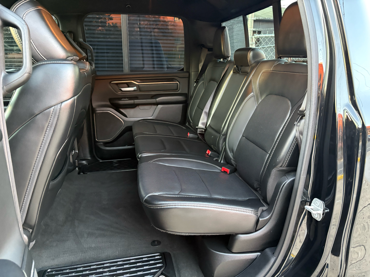 RAM 1500 4WD Crew Cab 140.5" Rebel 2020