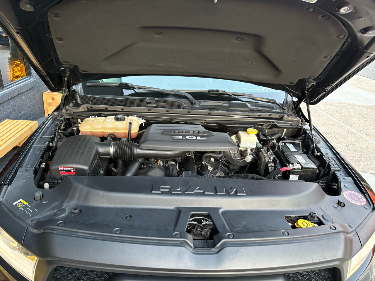 RAM 1500 4WD Crew Cab 140.5" Rebel 2020