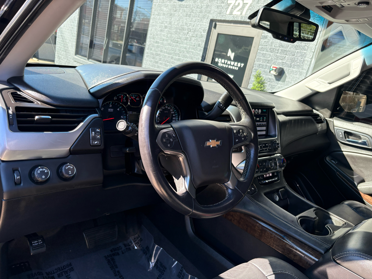 Chevrolet Suburban LT 4WD 2019