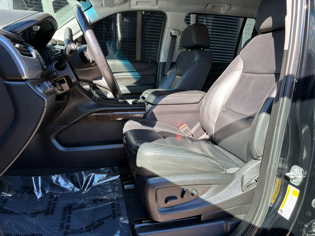 Chevrolet Suburban LT 4WD 2019