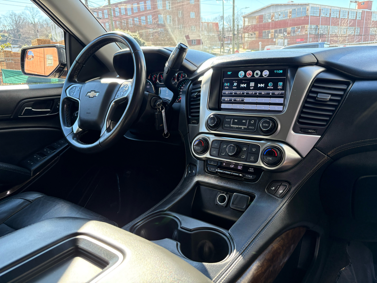 Chevrolet Suburban LT 4WD 2019