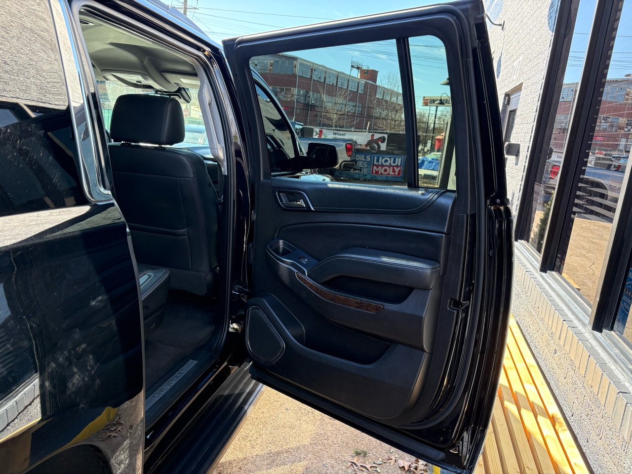 Chevrolet Suburban LT 4WD 2019