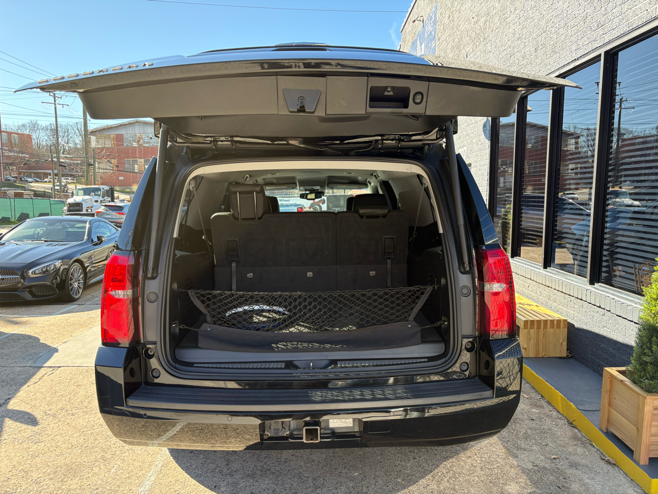 Chevrolet Suburban LT 4WD 2019