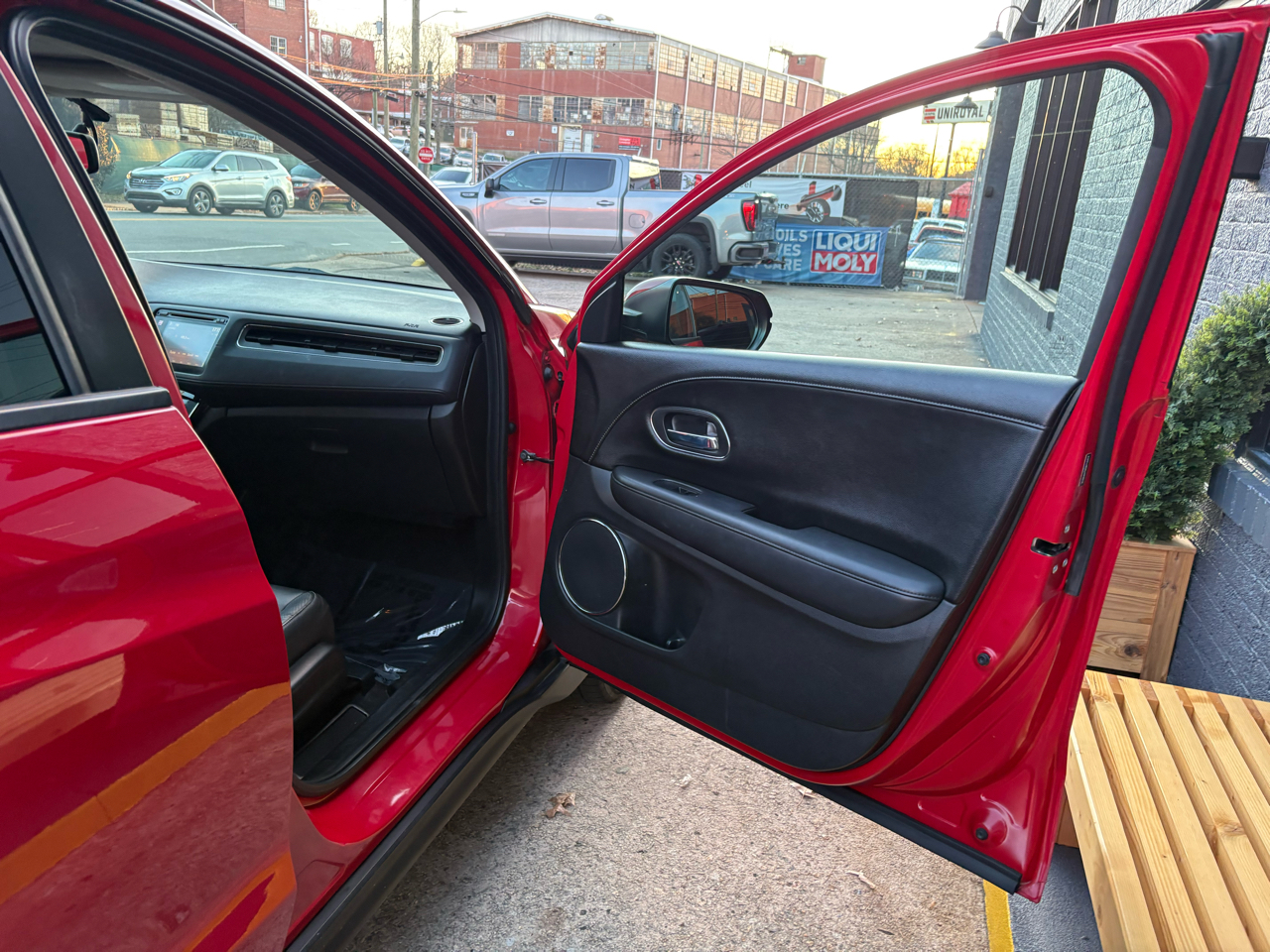 Honda HR-V EX-L w/Navigation 4WD CVT 2016