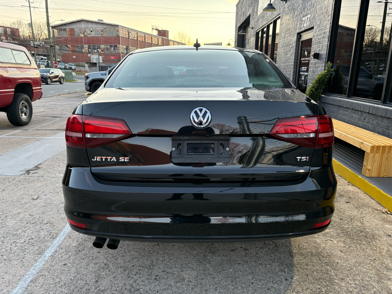 Volkswagen Jetta 1.4T SE 6A 2017