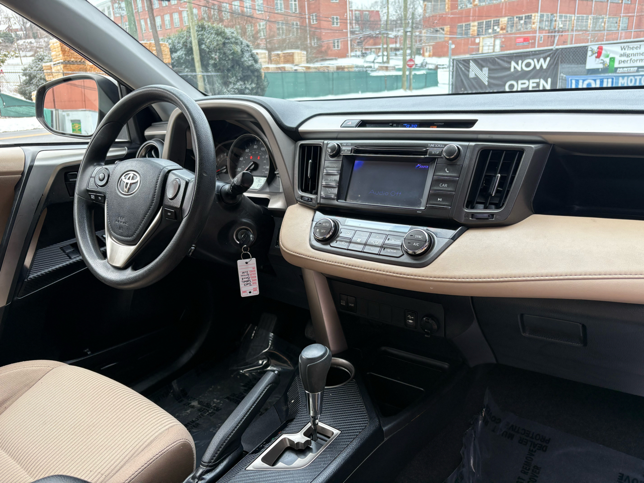 Toyota RAV4 XLE AWD 2013