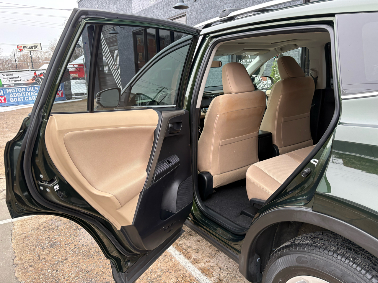 Toyota RAV4 XLE AWD 2013