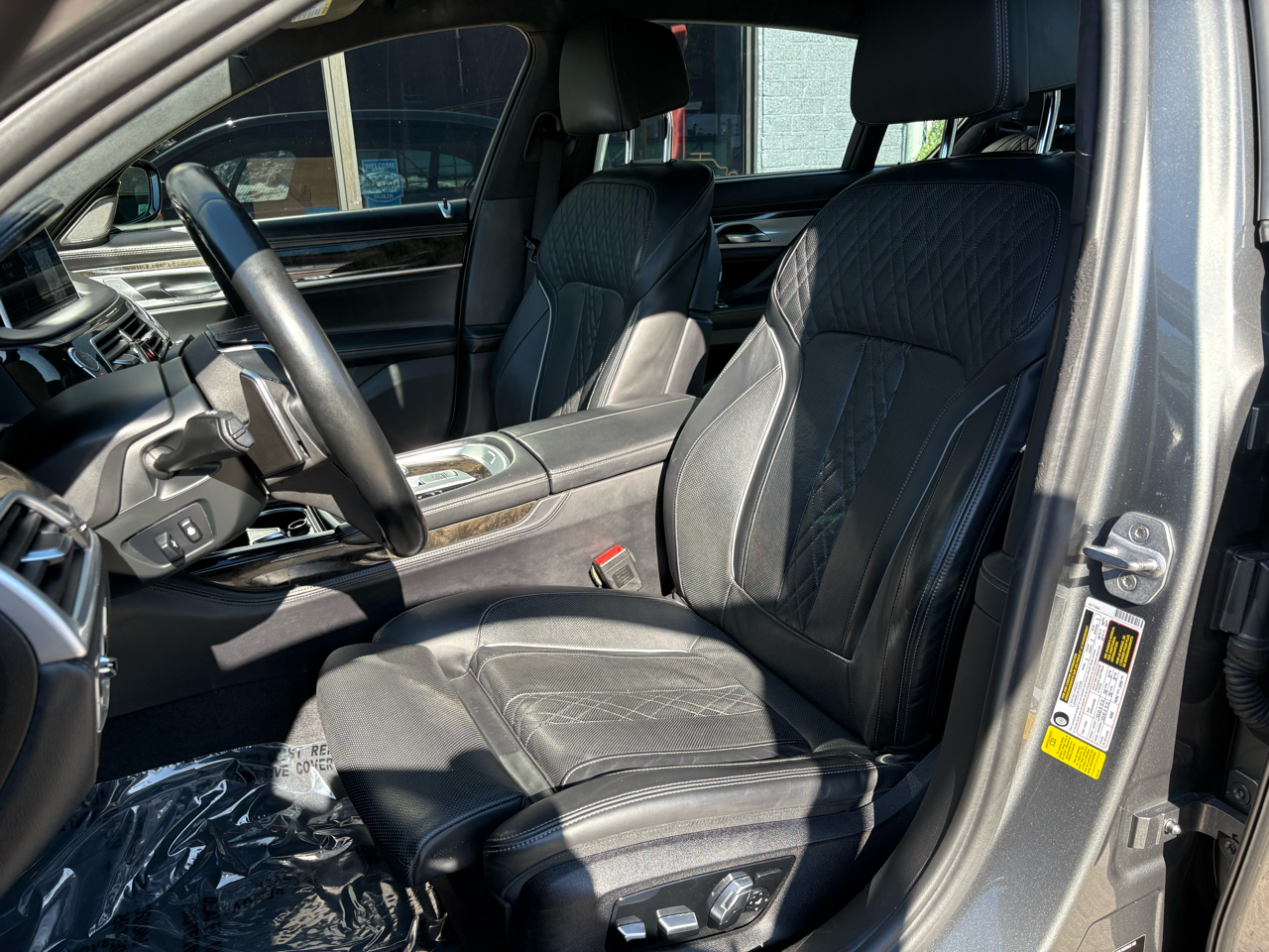 BMW 7-Series 750i 2018