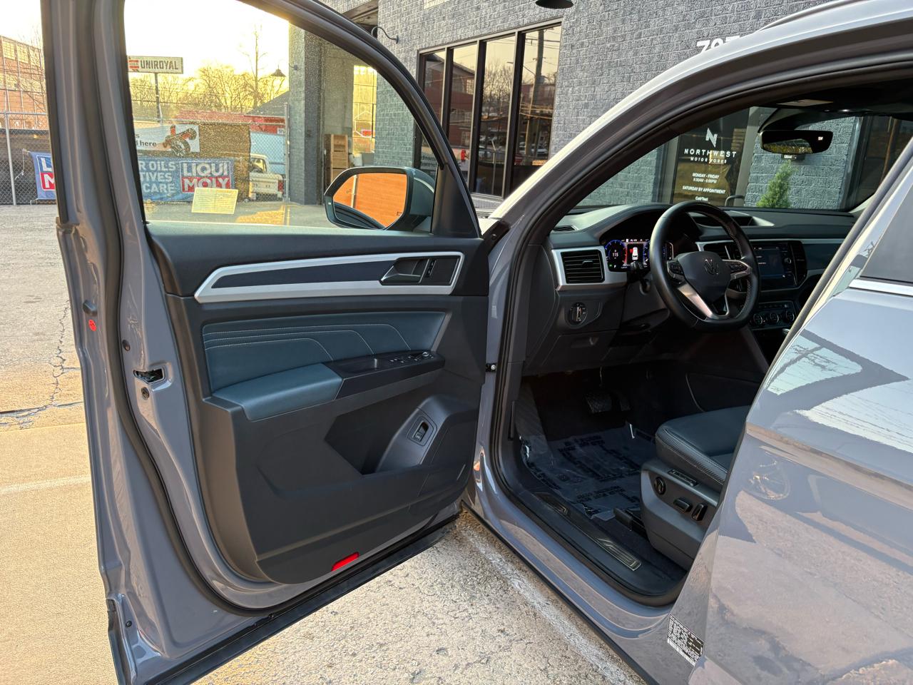 Volkswagen Atlas Cross Sport SEL 4MOTION 2021