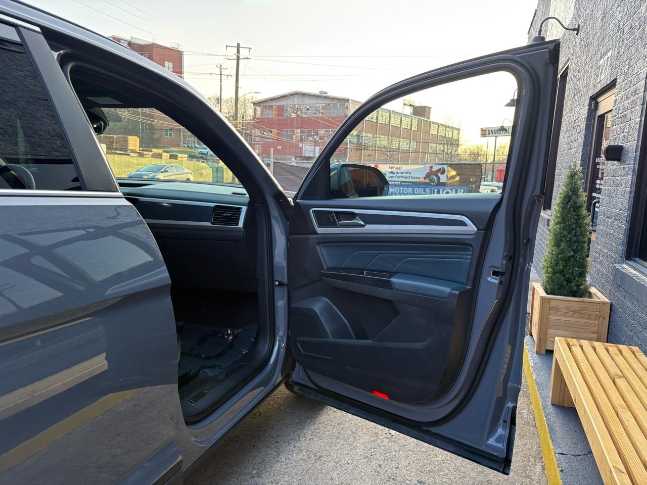 Volkswagen Atlas Cross Sport SEL 4MOTION 2021