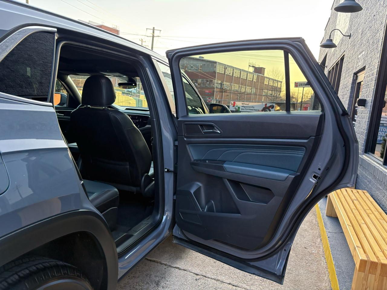 Volkswagen Atlas Cross Sport SEL 4MOTION 2021