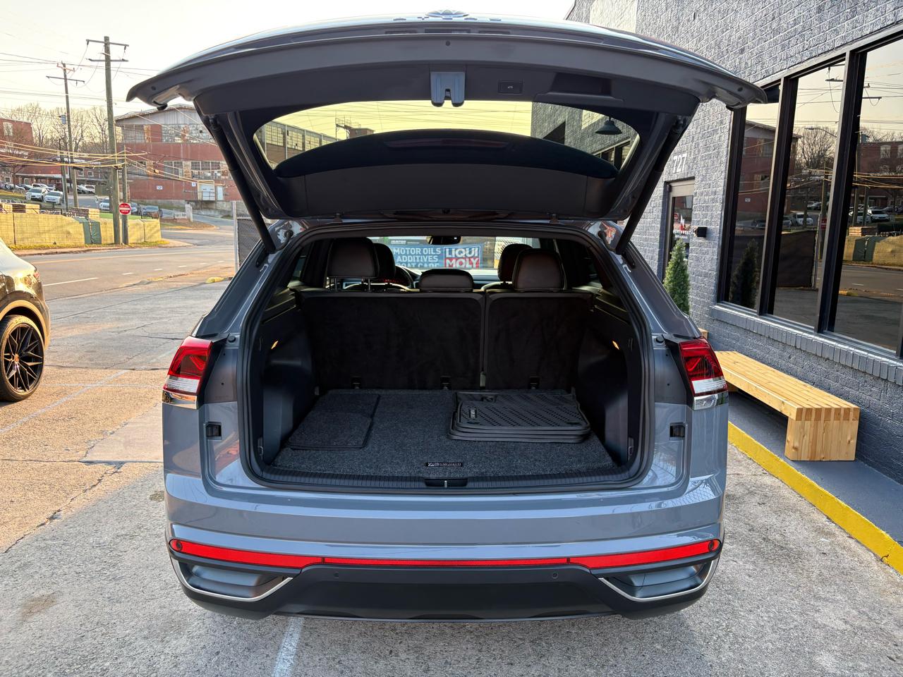 Volkswagen Atlas Cross Sport SEL 4MOTION 2021