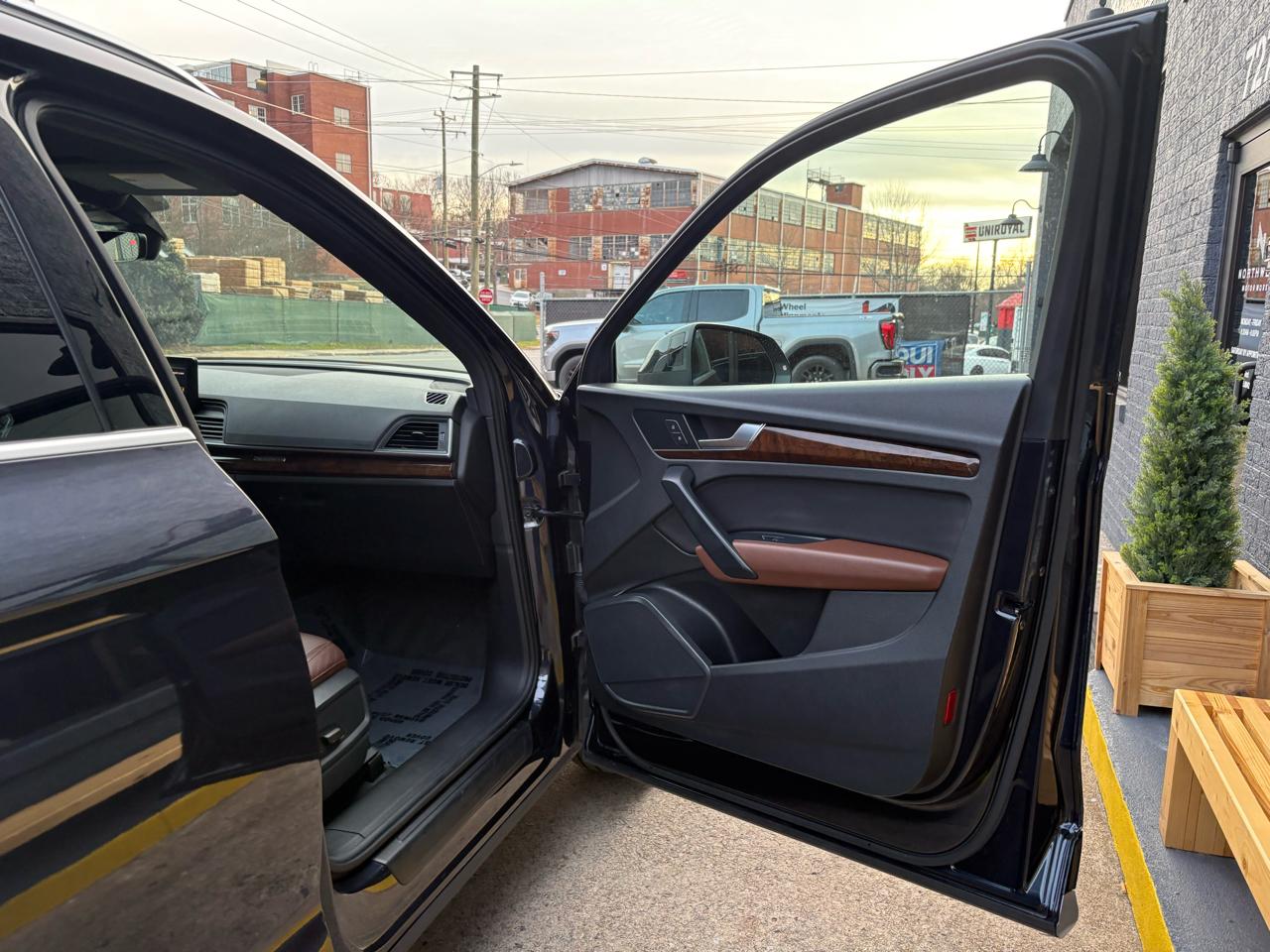 Audi Q5 2.0T Premium quattro 2020