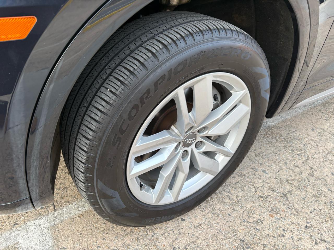 Audi Q5 2.0T Premium quattro 2020