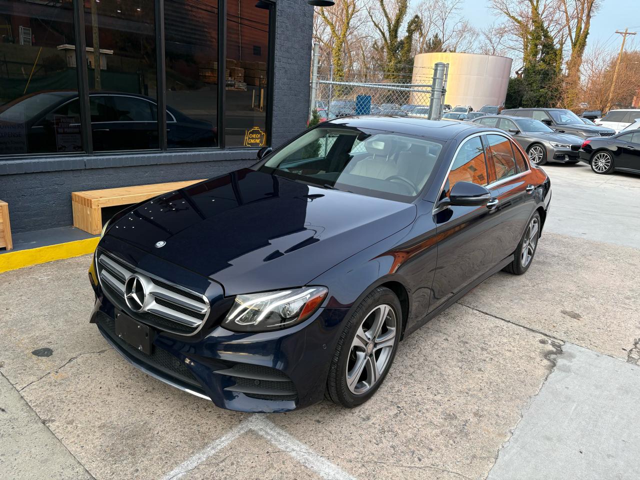 Mercedes-Benz E-Class E300 Luxury 4MATIC Sedan 2017