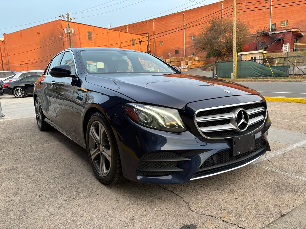 Mercedes-Benz E-Class E300 Luxury 4MATIC Sedan 2017