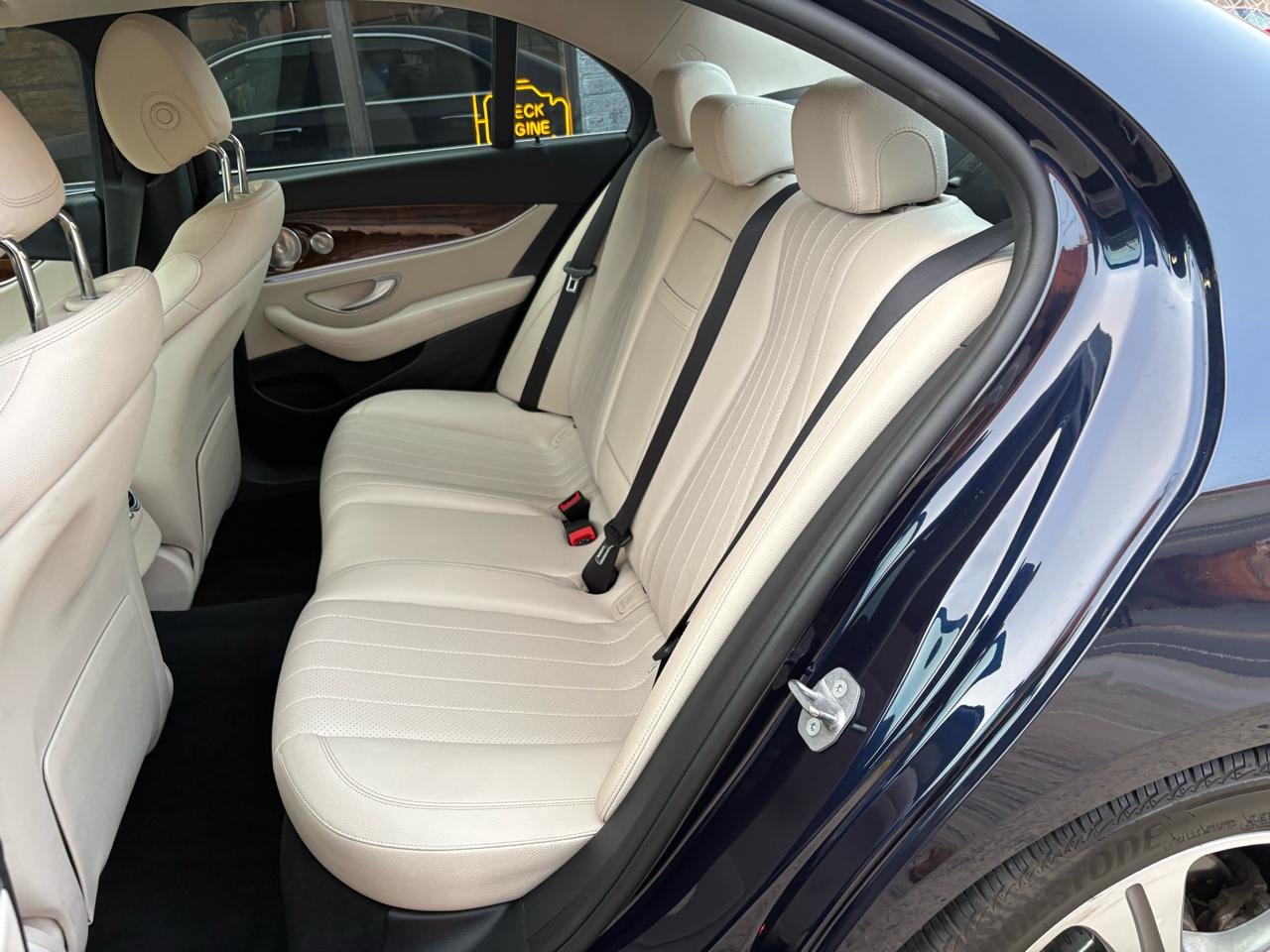 Mercedes-Benz E-Class E300 Luxury 4MATIC Sedan 2017