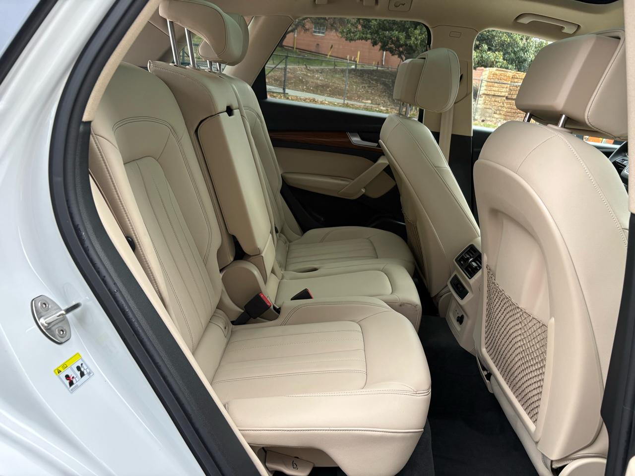 Audi Q5 2.0T Premium quattro 2024