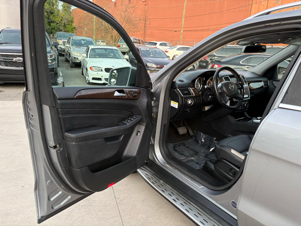 Mercedes-Benz M-Class ML350 4MATIC 2013