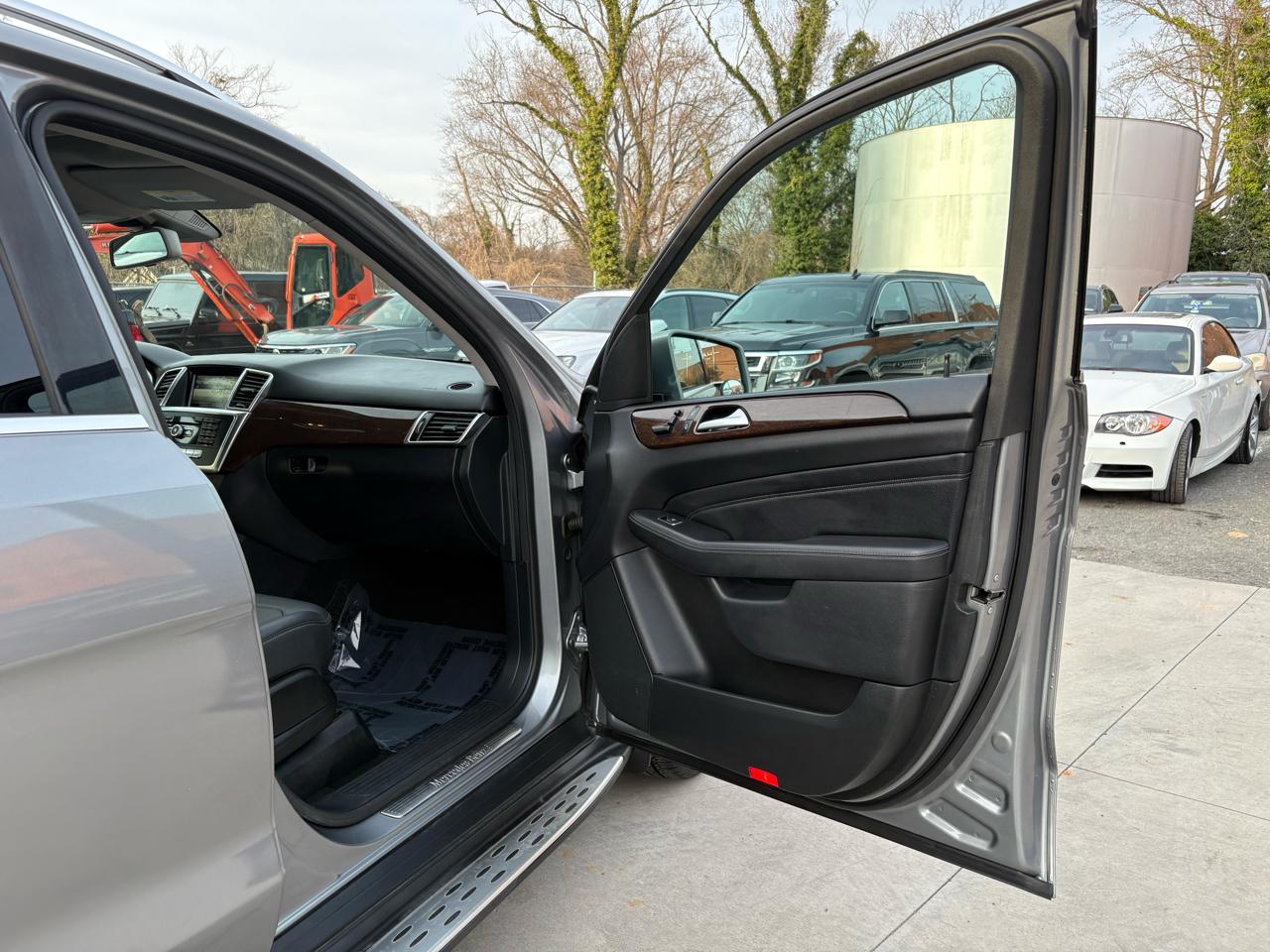 Mercedes-Benz M-Class ML350 4MATIC 2013