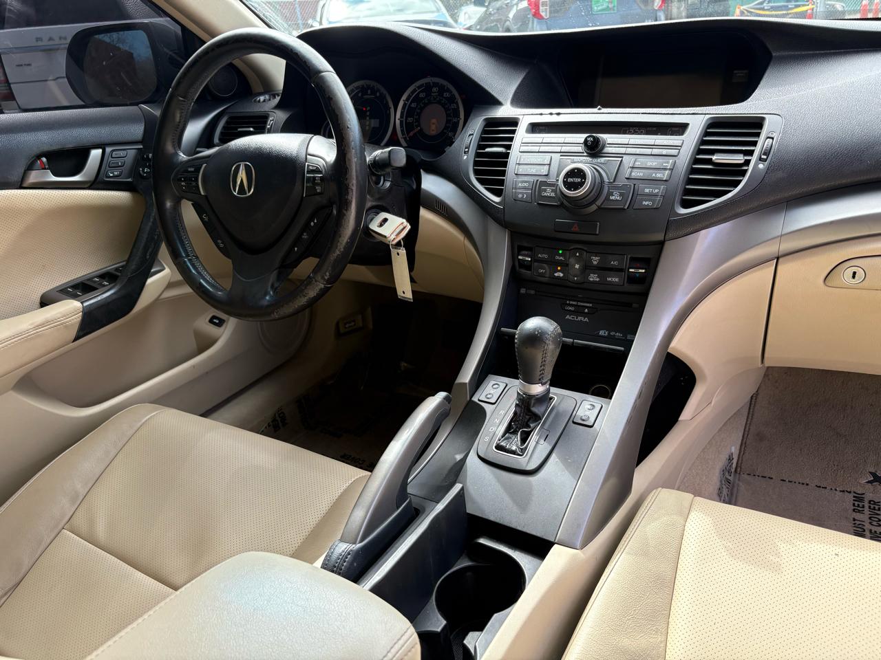 Acura TSX V6 5-Speed AT with Tech Package 2010