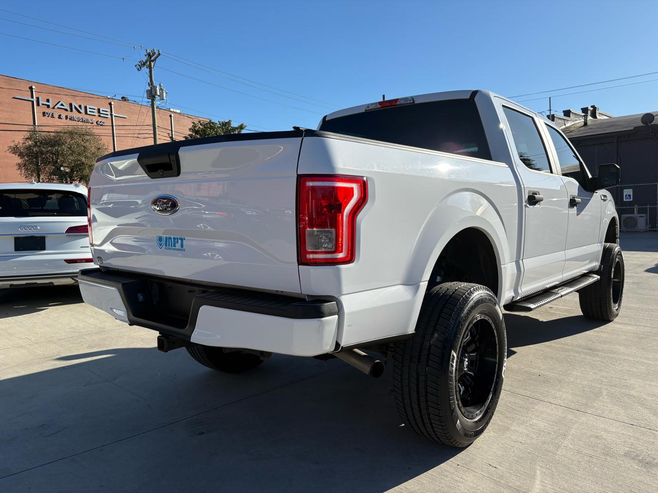 Ford F-150 4WD SuperCab 145" XL 2017