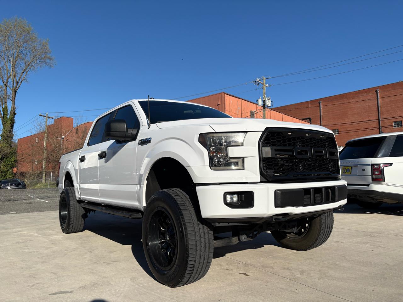 Ford F-150 4WD SuperCab 145" XL 2017