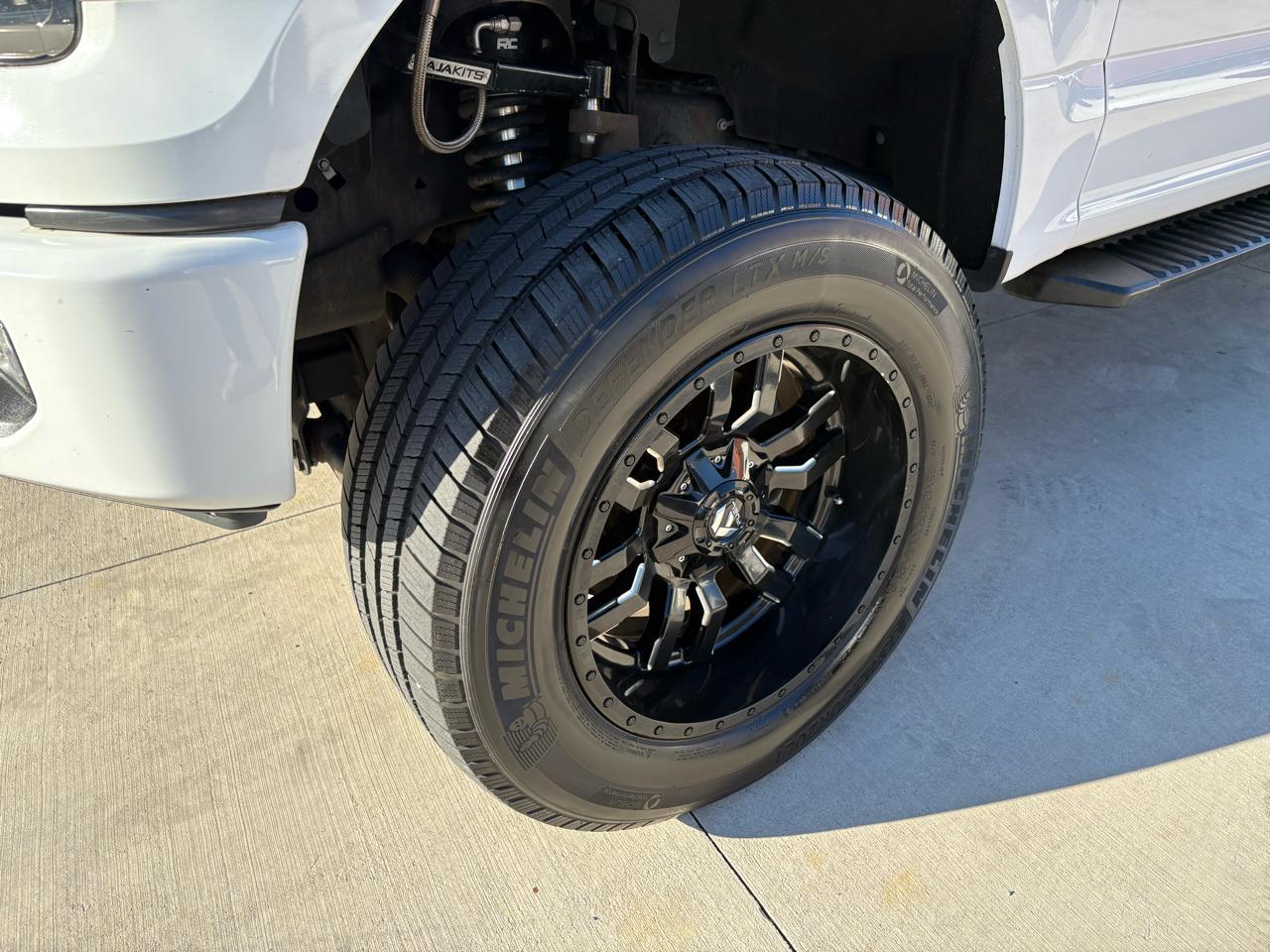 Ford F-150 4WD SuperCab 145" XL 2017