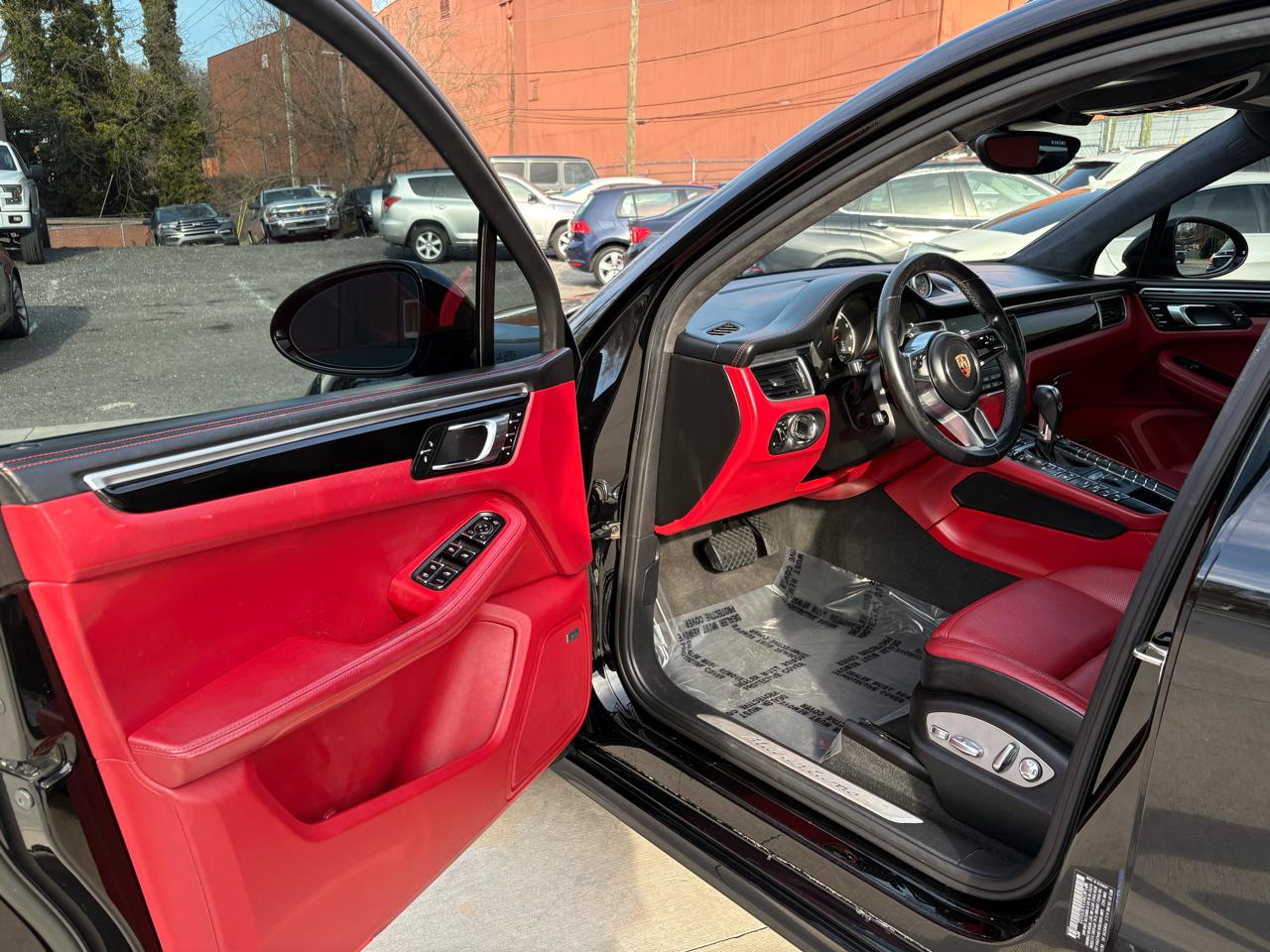 Porsche Macan Turbo 2018