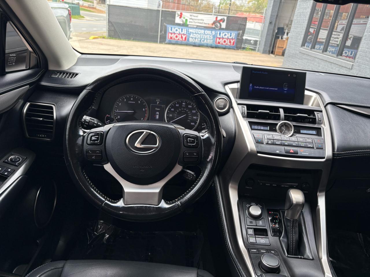 Lexus NX 200t FWD 2017