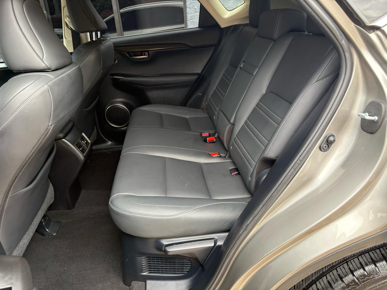 Lexus NX 200t FWD 2017