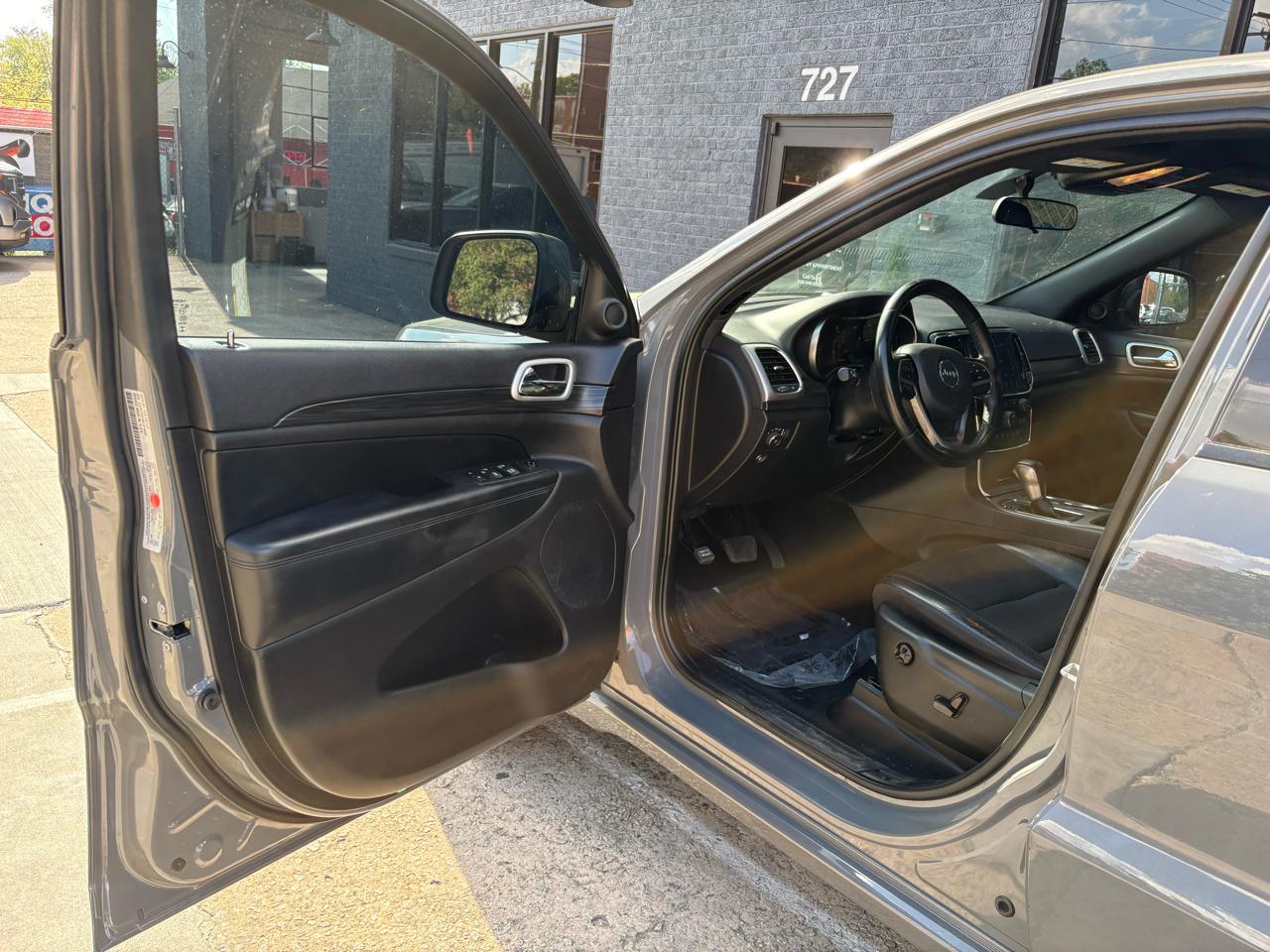 Jeep Grand Cherokee Laredo E 4WD 2021