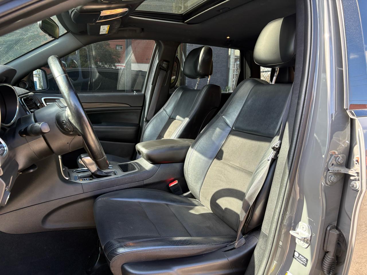 Jeep Grand Cherokee Laredo E 4WD 2021