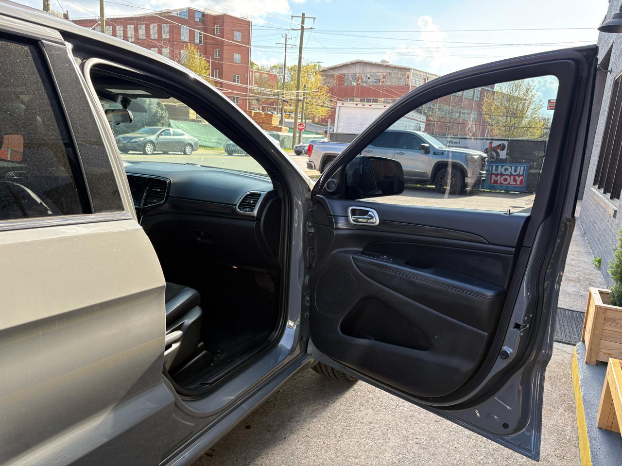 Jeep Grand Cherokee Laredo E 4WD 2021